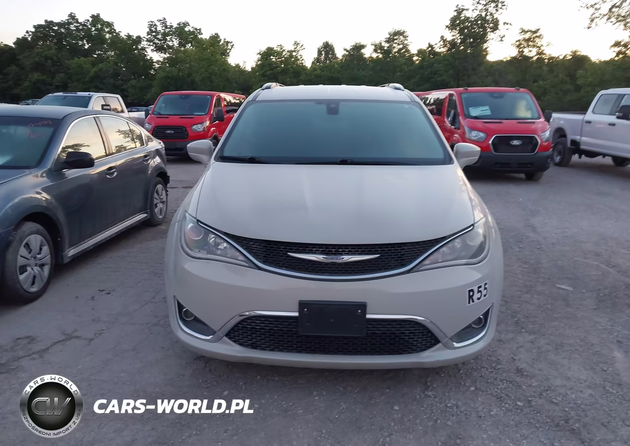 2020 Chrysler Pacifica Touring L VIN:2C4RC1BG7LR204917 - 12