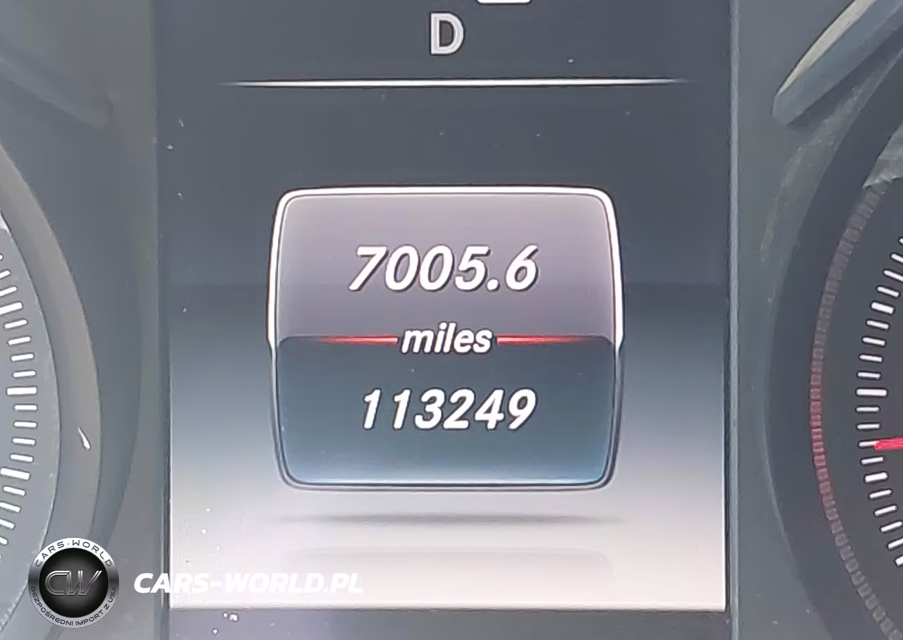 2015 Mercedes-Benz C 300 Sport 4Matic VIN:55SWF4KB1FU040899 - 15