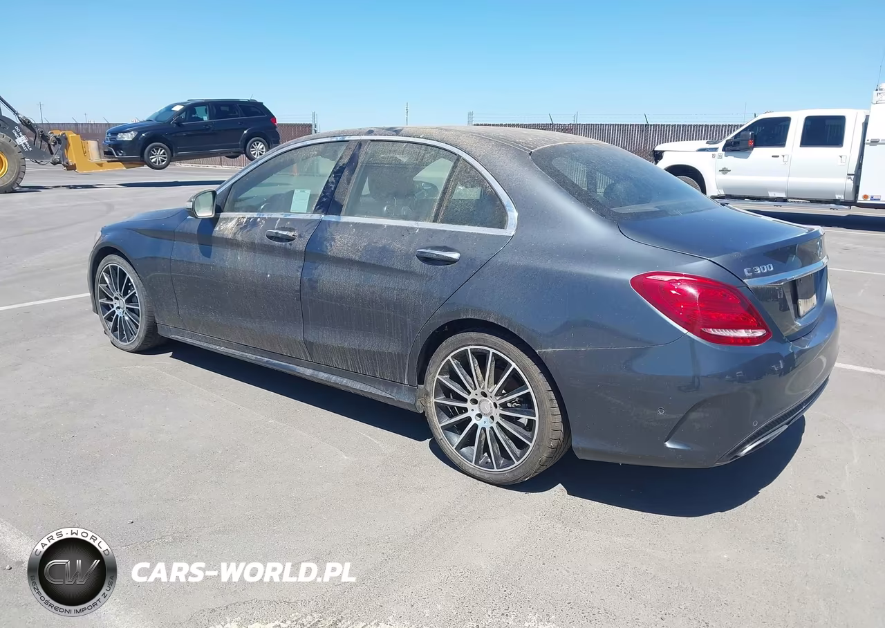 2015 Mercedes-Benz C 300 Sport 4Matic VIN:55SWF4KB1FU040899 - 3