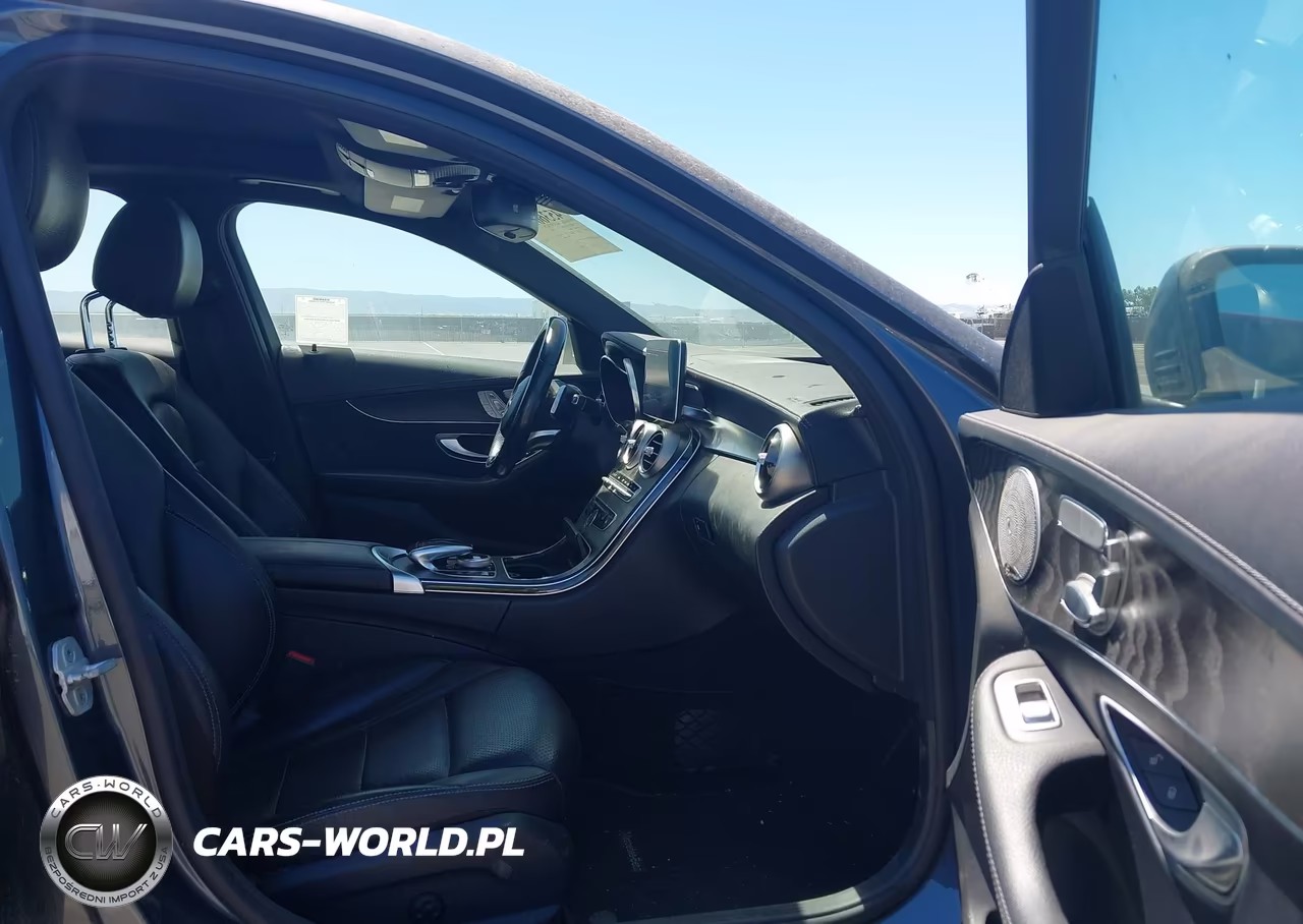2015 Mercedes-Benz C 300 Sport 4Matic VIN:55SWF4KB1FU040899 - 5