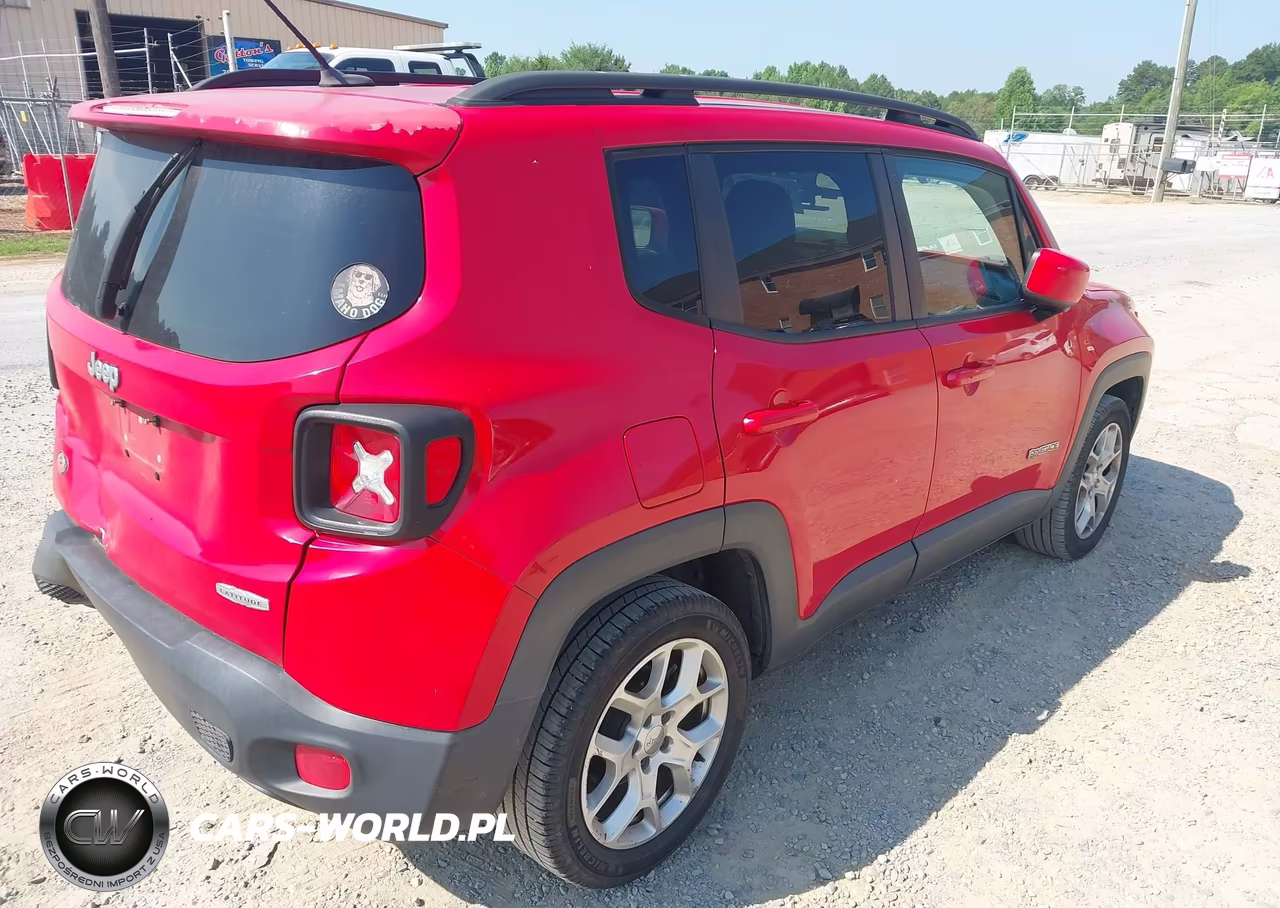 2015 Jeep Renegade Latitude VIN:ZACCJABT0FPB56596 - 4