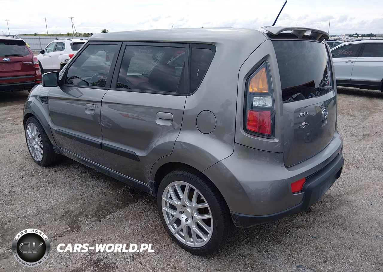 2010 Kia Soul Sport VIN:KNDJT2A27A7029897 - 3