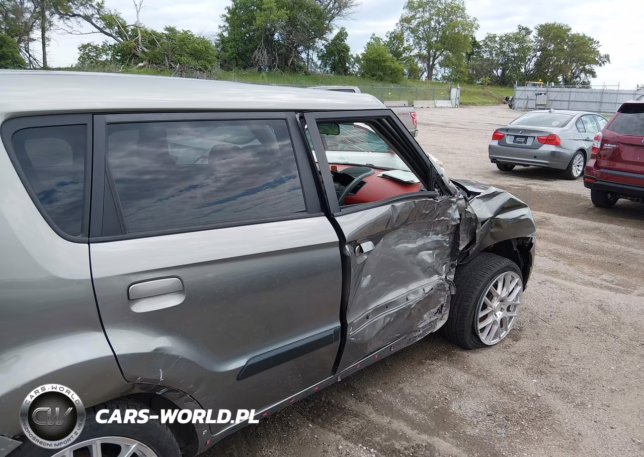 2010 Kia Soul Sport VIN:KNDJT2A27A7029897 - 6