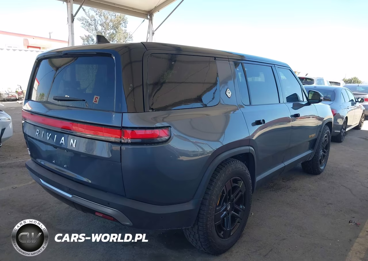2023 Rivian R1S Adventure VIN:7PDSGABA6PN013227 - 4