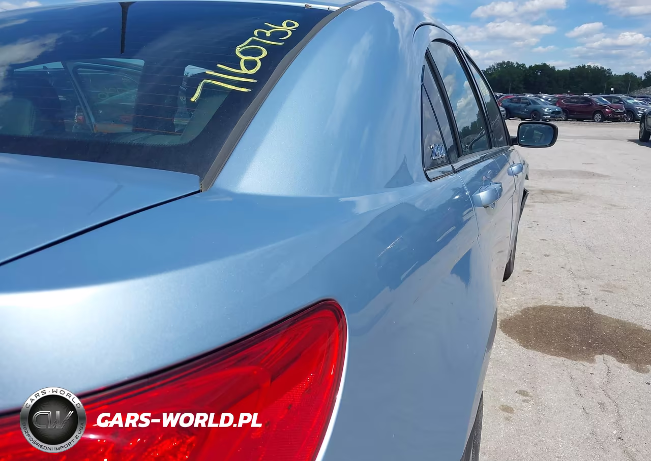2012 Chrysler 200 Touring VIN:1C3CCBBB6CN164167 - 12