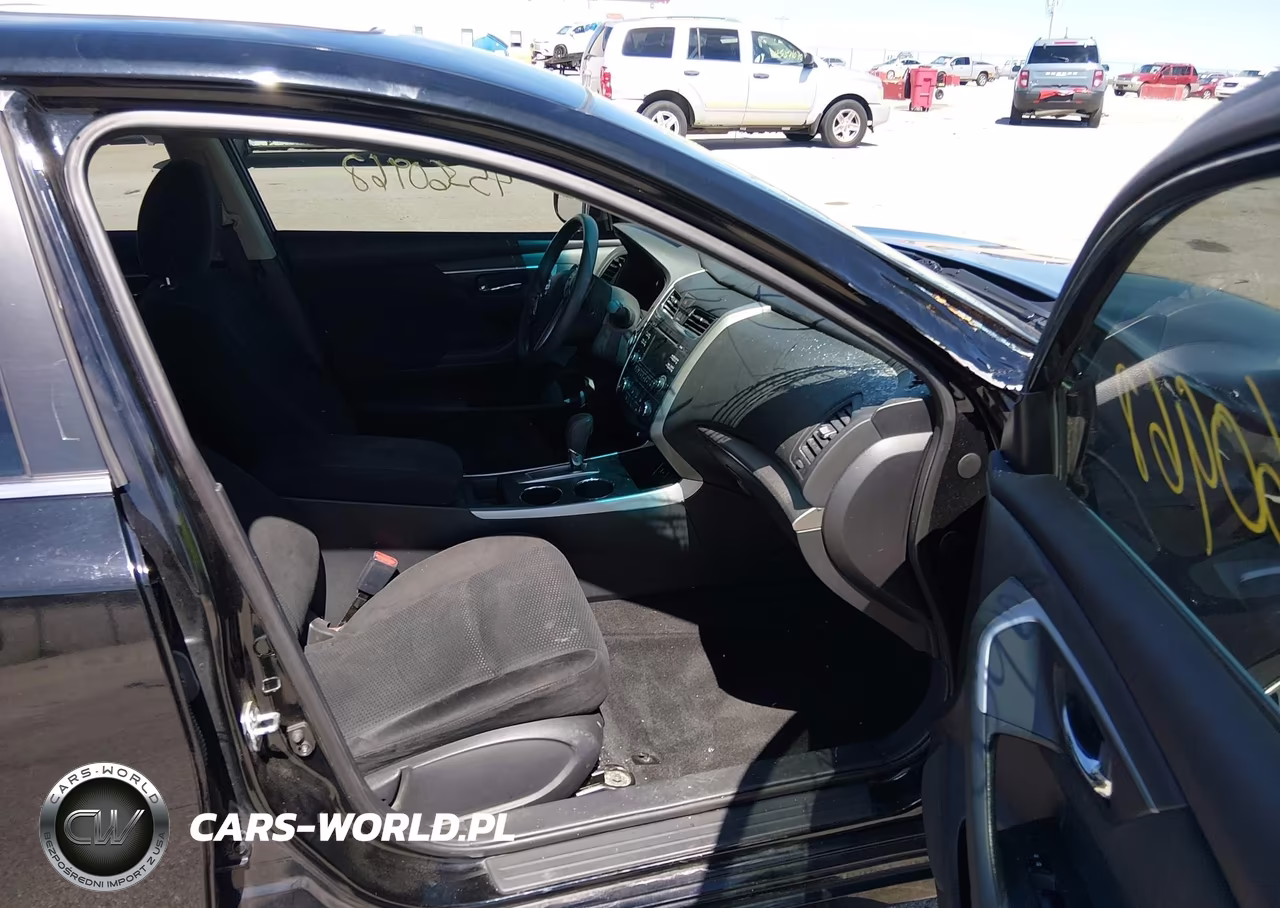 2015 Nissan Altima 2.5 S VIN:1N4AL3AP4FC182811 - 5