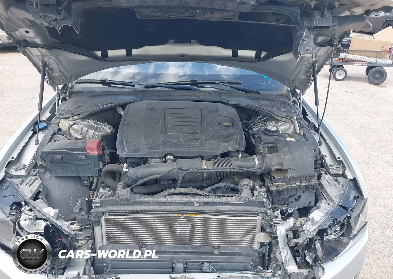 2019 Jaguar Xe 25T VIN:SAJAR4FX8KCP49654 - 10