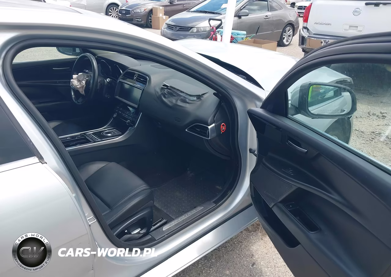 2019 Jaguar Xe 25T VIN:SAJAR4FX8KCP49654 - 5
