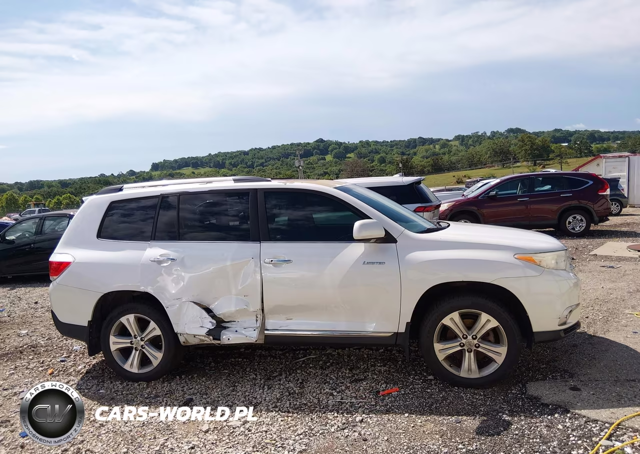 2013 Toyota Highlander Limited V6 VIN:5TDYK3EH6DS115136 - 13