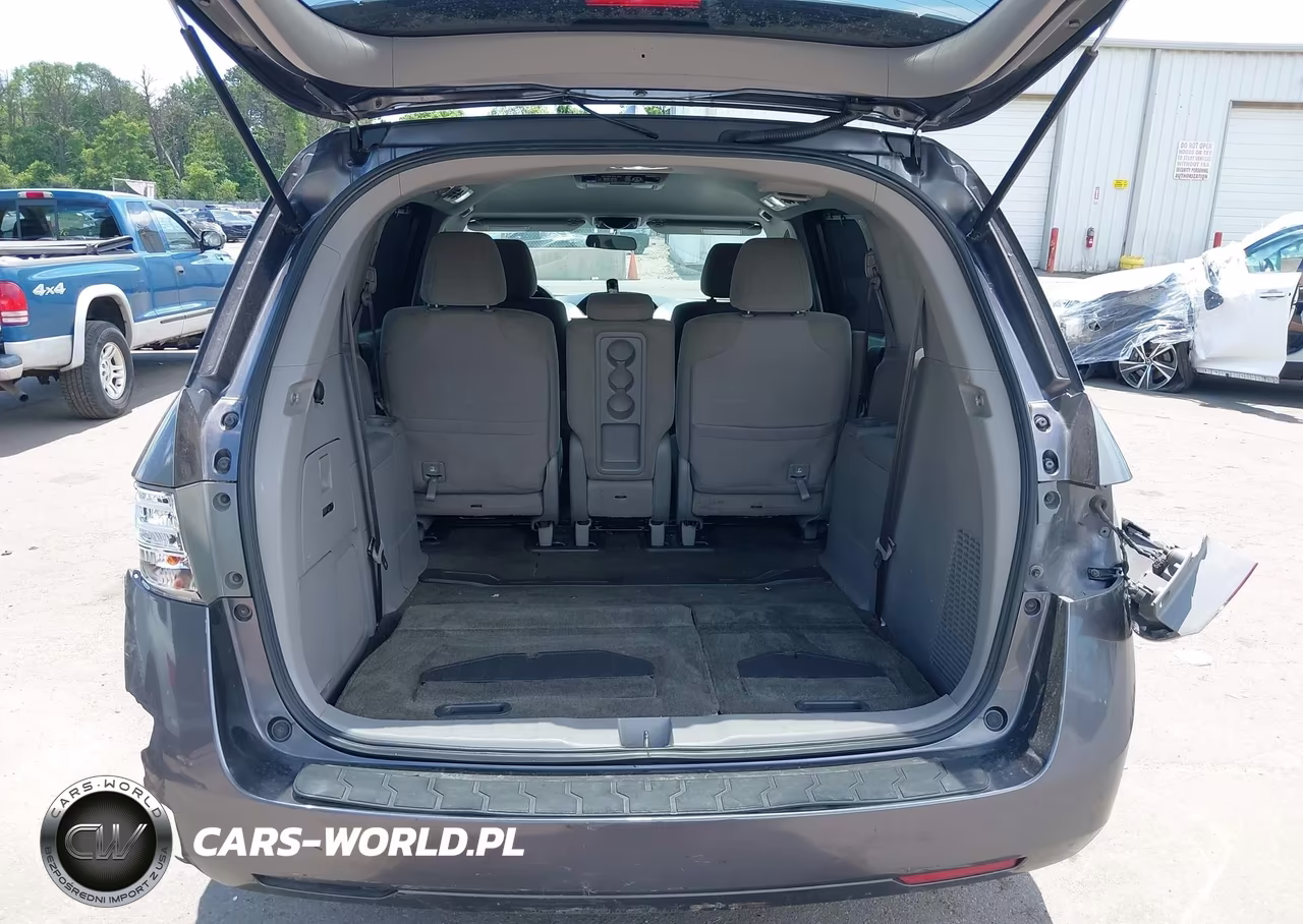 2016 Honda Odyssey Se VIN:5FNRL5H30GB040987 - 18