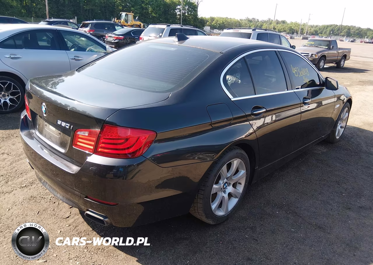 2011 BMW 550I xDrive VIN:WBAFU9C59BC786583 - 4