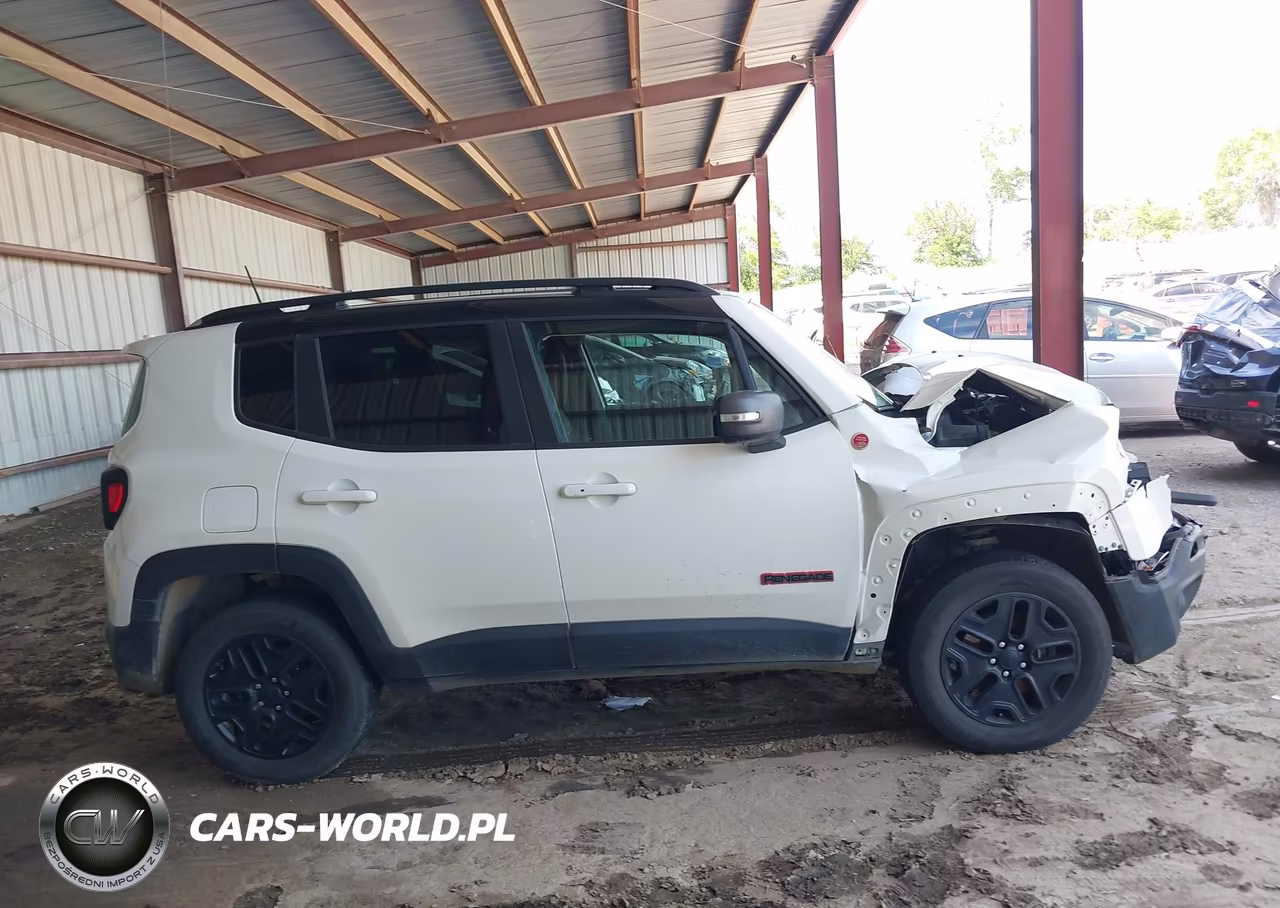 2018 Jeep Renegade Trailhawk 4X4 VIN:ZACCJBCB4JPH70121 - 12