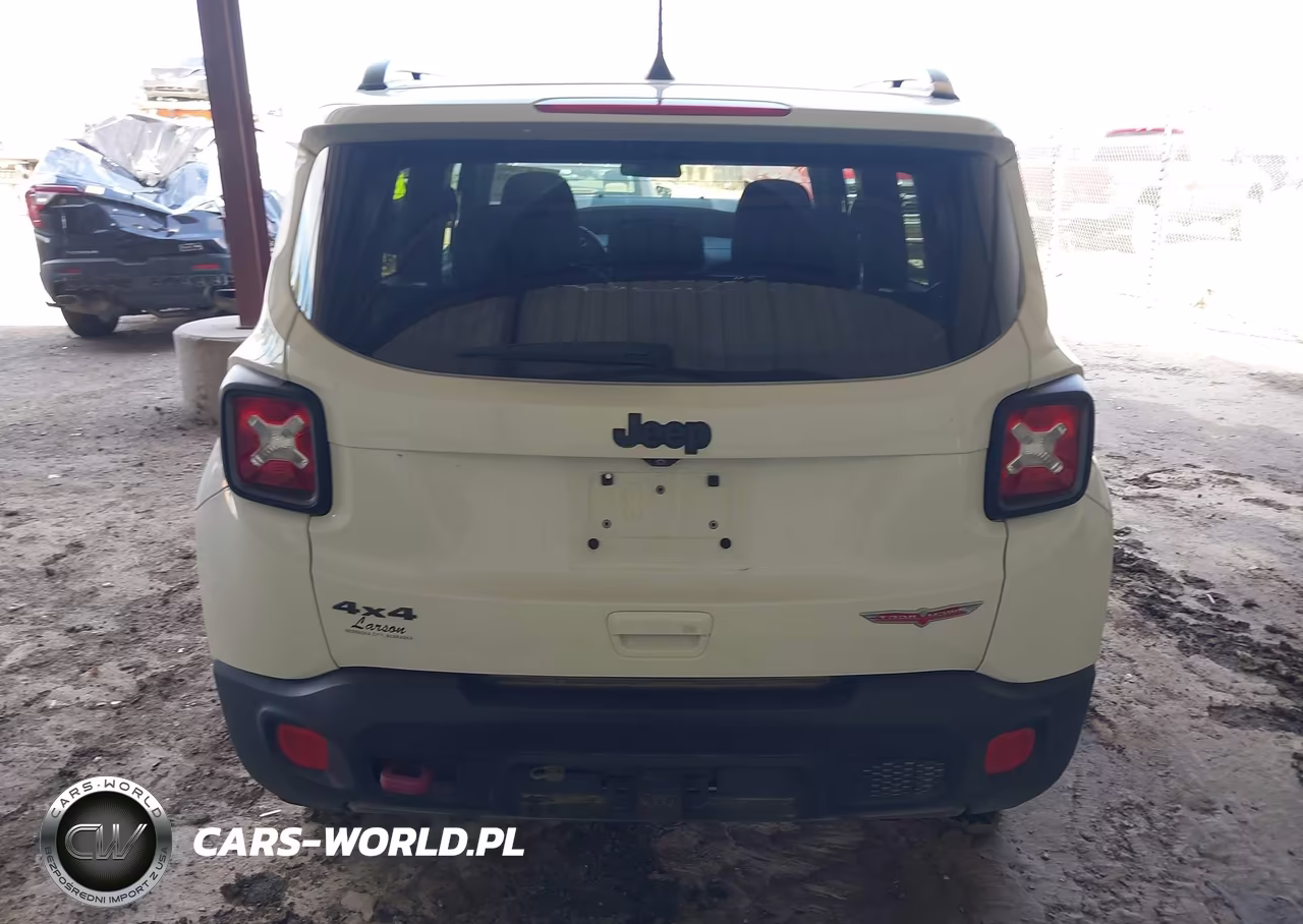 2018 Jeep Renegade Trailhawk 4X4 VIN:ZACCJBCB4JPH70121 - 15