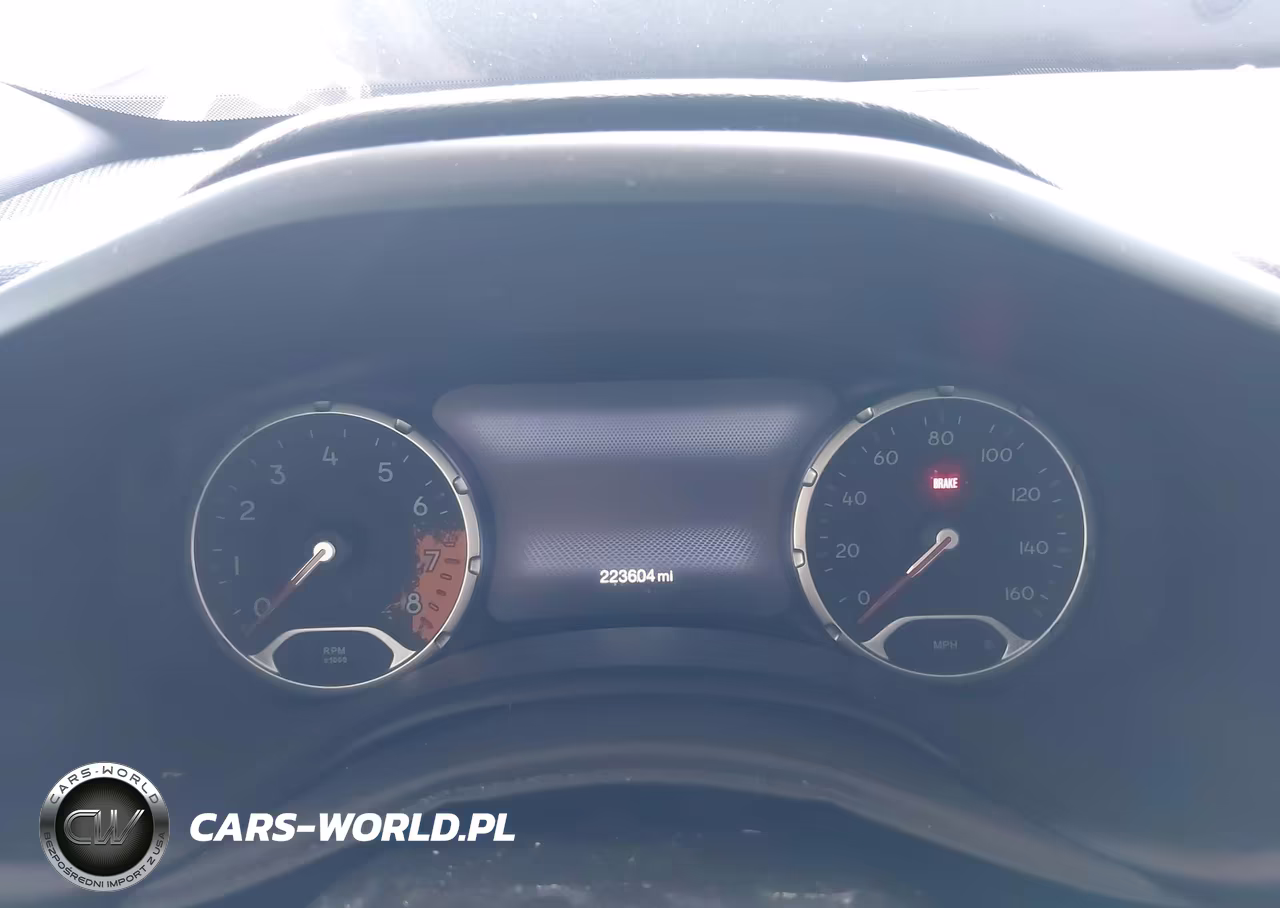 2018 Jeep Renegade Trailhawk 4X4 VIN:ZACCJBCB4JPH70121 - 7