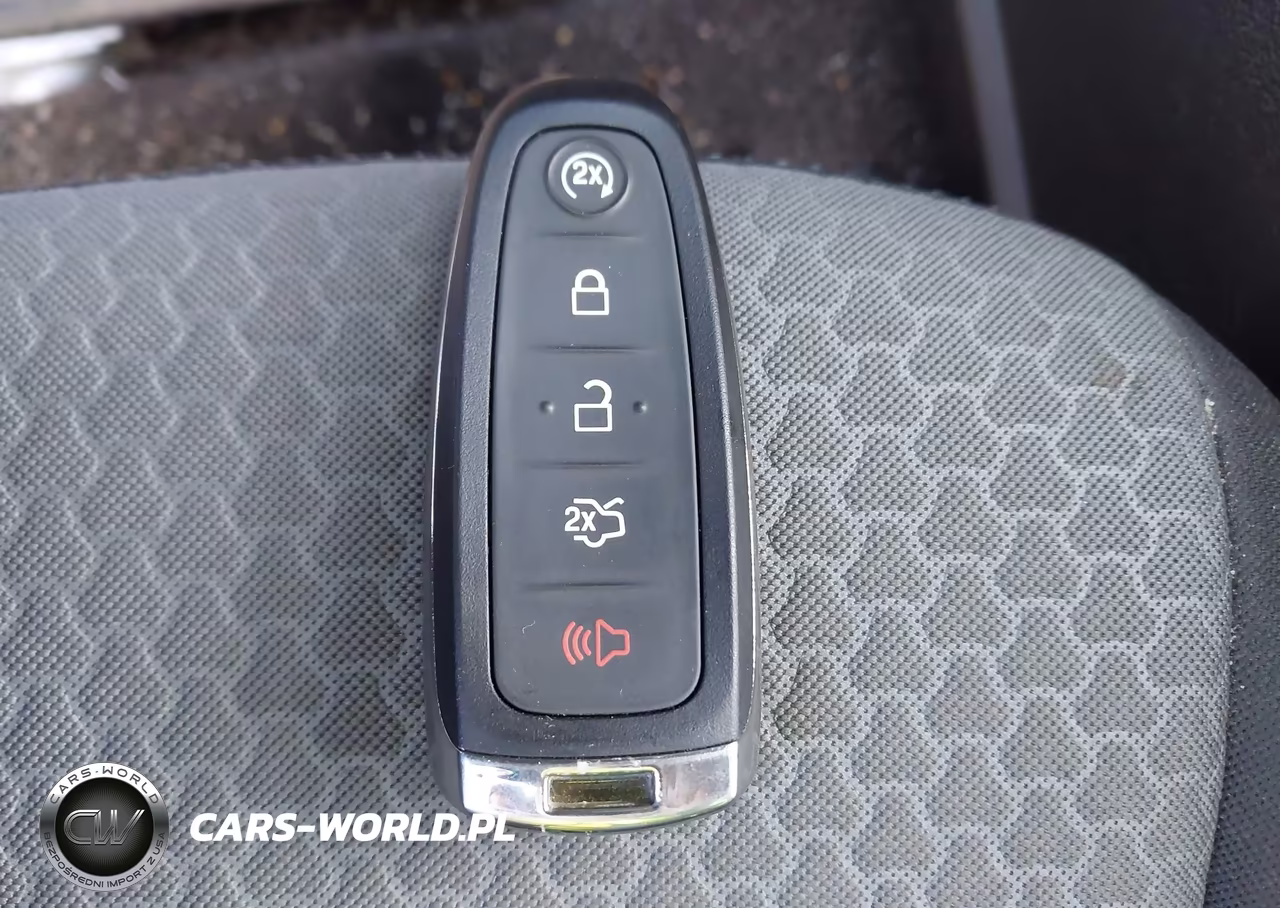 2019 Ford Escape Se VIN:1FMCU0GD0KUA93636 - 11