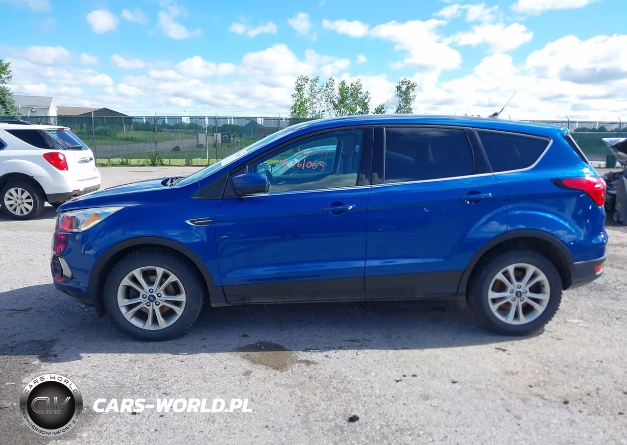 2019 Ford Escape Se VIN:1FMCU0GD0KUA93636 - 14