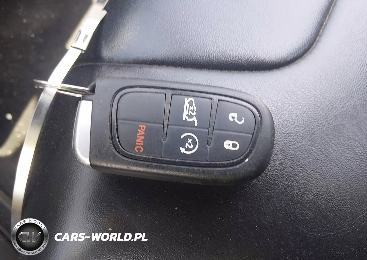 2019 Jeep Cherokee Latitude Plus Fwd VIN:1C4PJLLB2KD176277 - 11