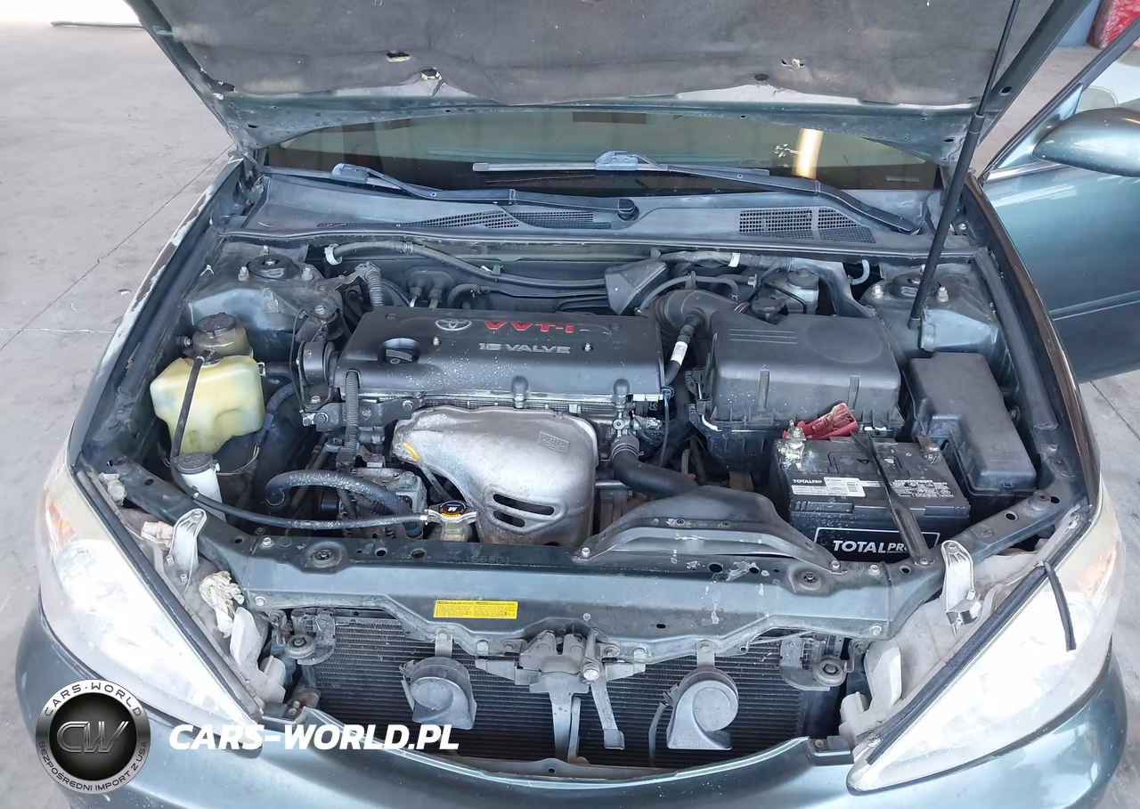2002 Toyota Camry Le VIN:JTDBE32K820068401 - 10
