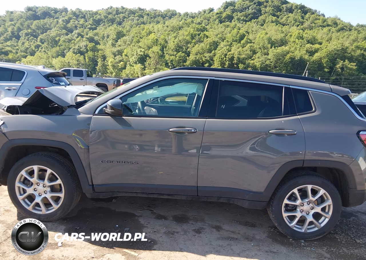 2024 Jeep Compass Latitude Lux Fwd VIN:3C4NJDFN8RT591255 - 14
