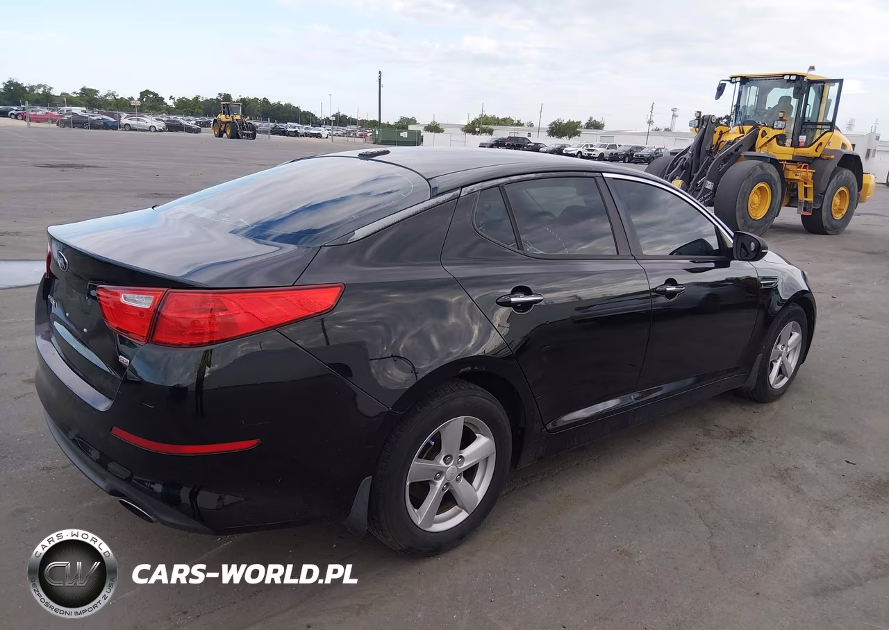 2015 Kia Optima Lx VIN:5XXGM4A78FG408338 - 4