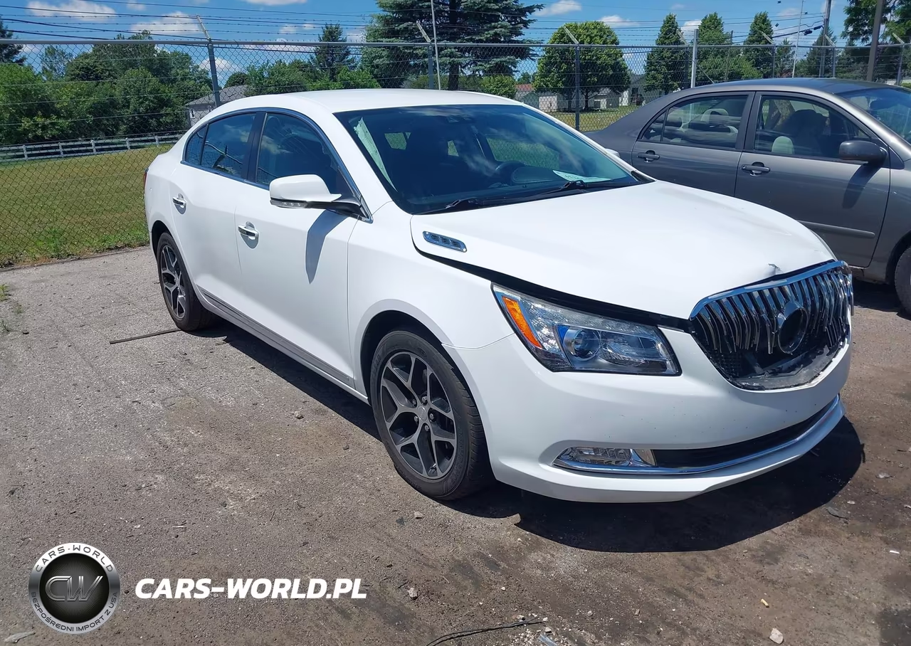 2016 Buick Lacrosse Sport Touring – zdjęcie 1 z 16