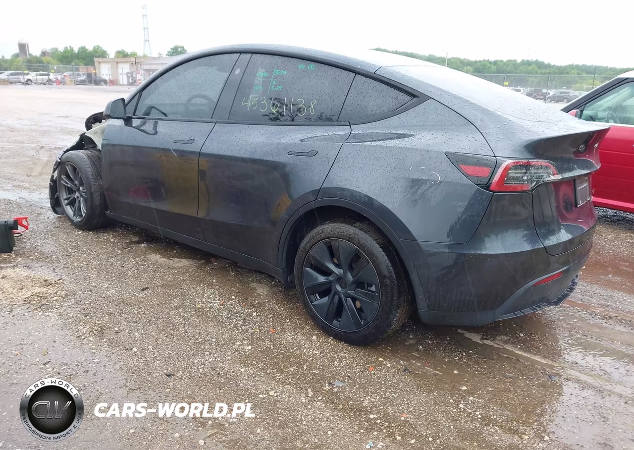 2024 Tesla Model Y Long Range Dual Motor All-Wheel Drive VIN:7SAYGDEE5RF161052 - 3