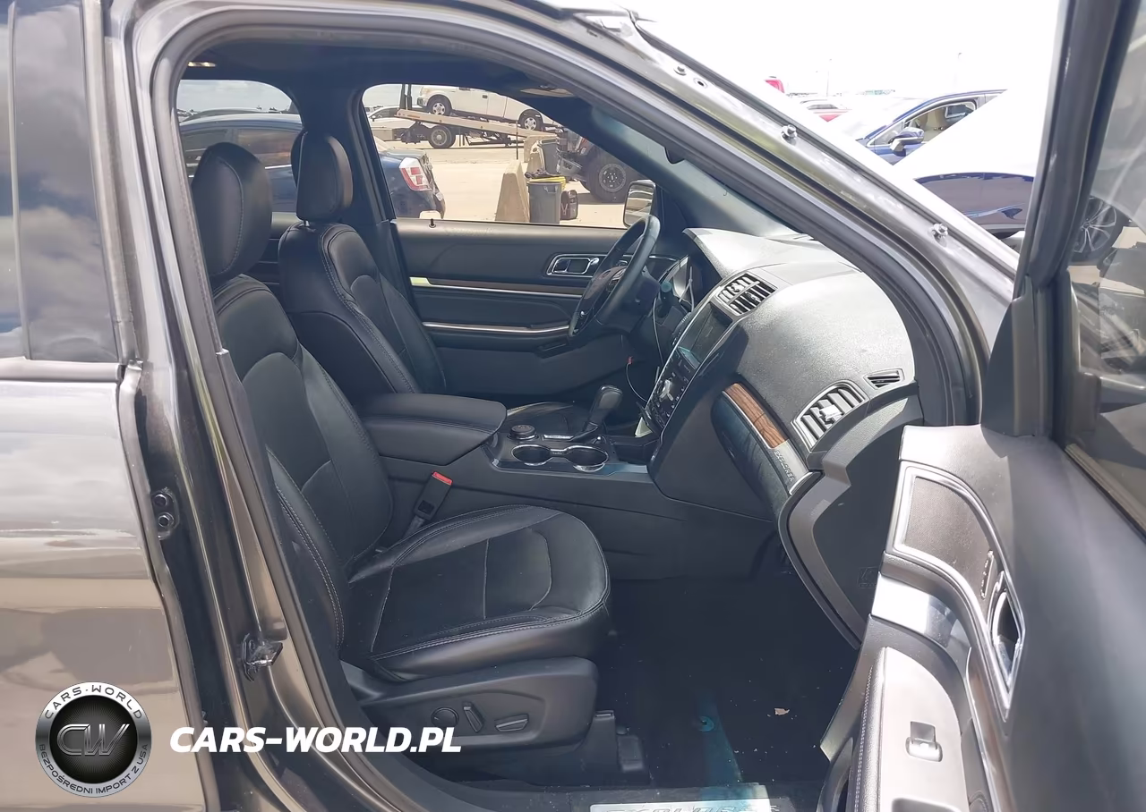 2019 Ford Explorer Limited VIN:1FM5K8F81KGB42925 - 5
