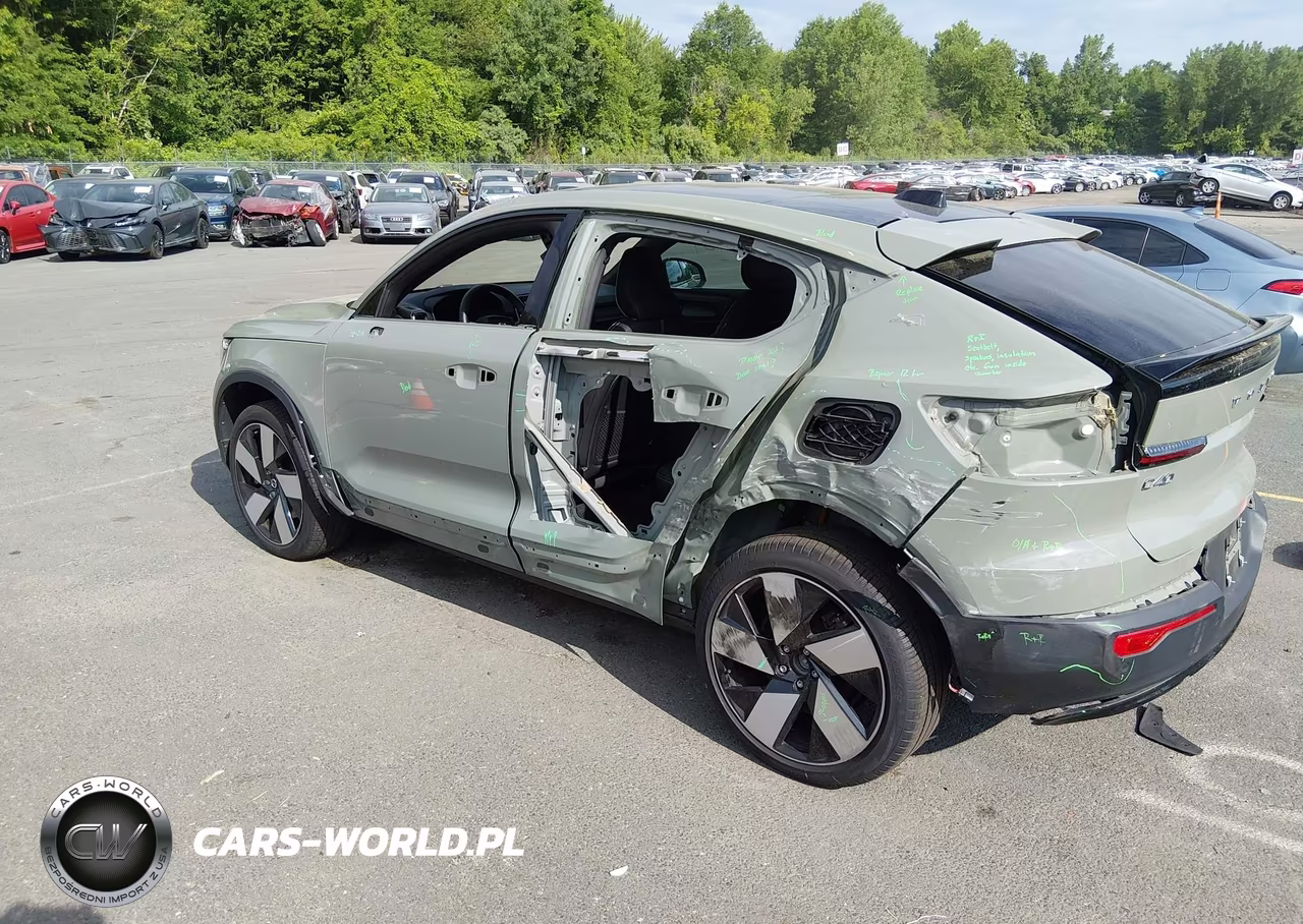 2023 Volvo C40 Recharge Pure Electric Twin Ultimate VIN:YV4ED3GM4P2048309 - 3