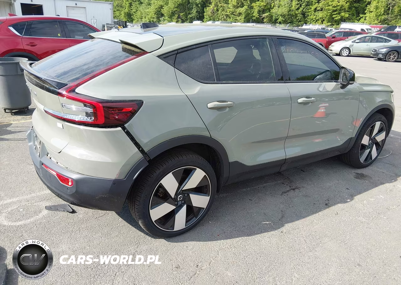 2023 Volvo C40 Recharge Pure Electric Twin Ultimate VIN:YV4ED3GM4P2048309 - 4