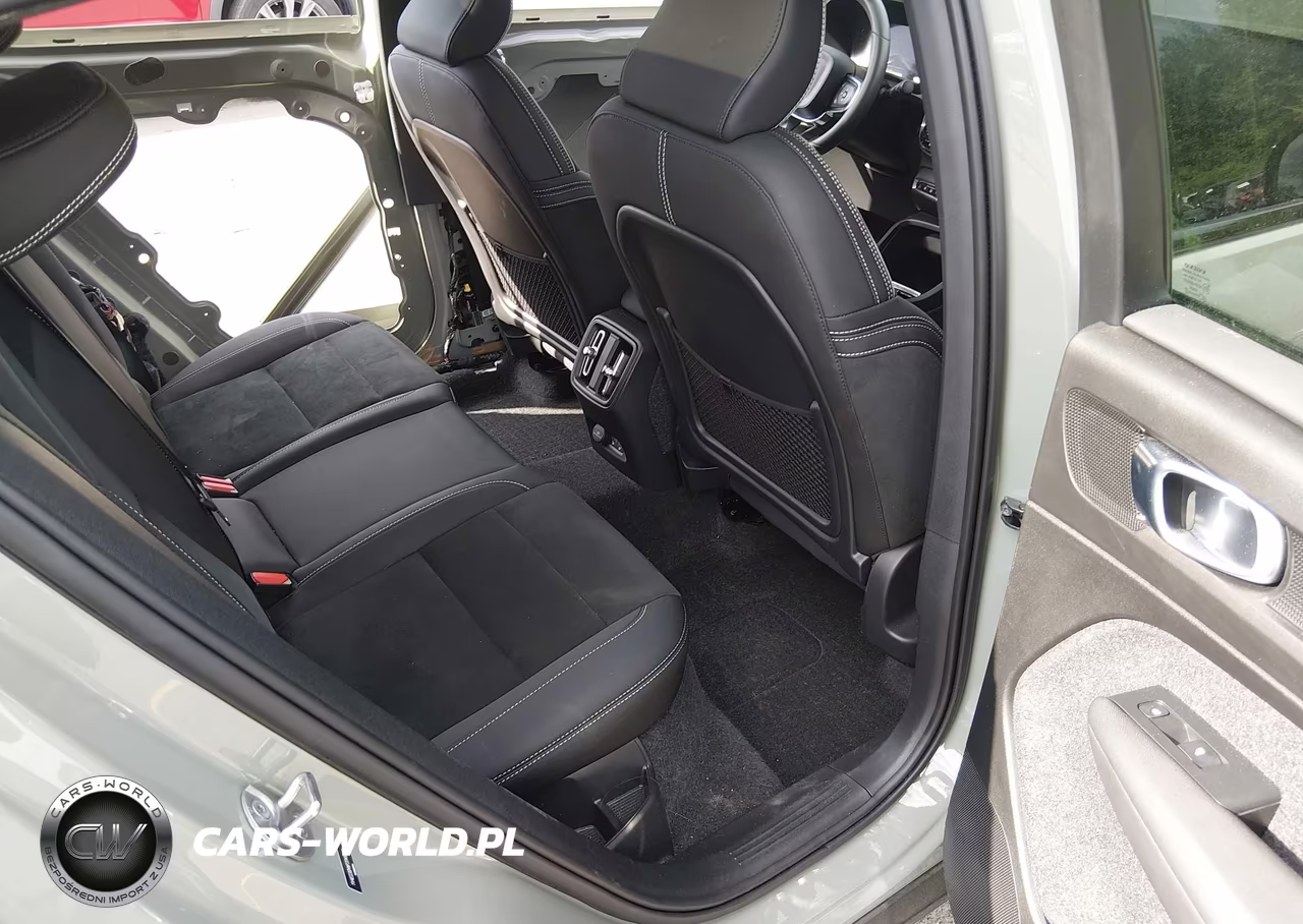 2023 Volvo C40 Recharge Pure Electric Twin Ultimate VIN:YV4ED3GM4P2048309 - 8