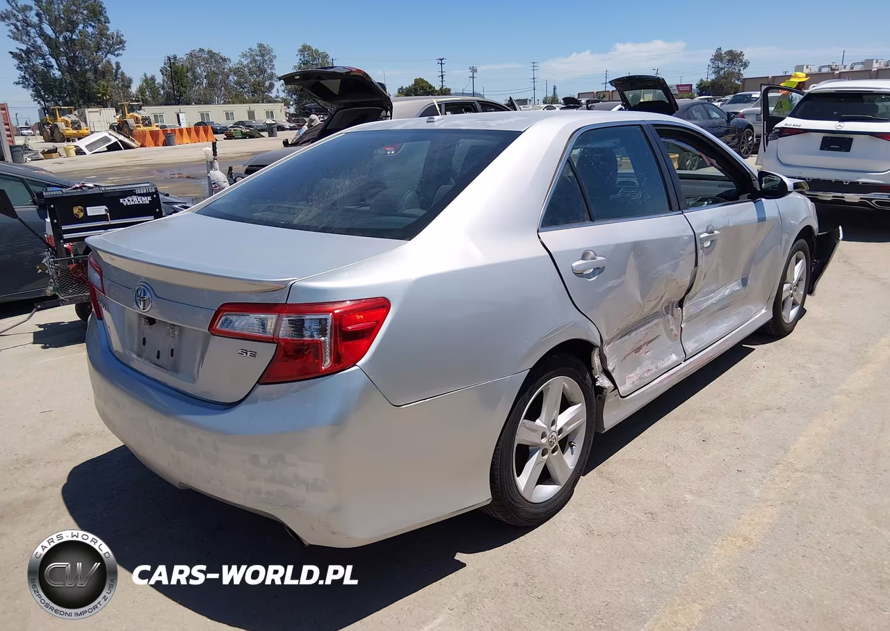 2012 Toyota Camry Se VIN:4T1BF1FK6CU502834 - 4