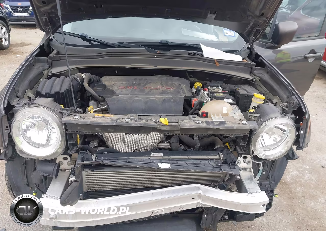 2017 Jeep Renegade Sport 4X4 VIN:ZACCJBAB3HPE81048 - 10