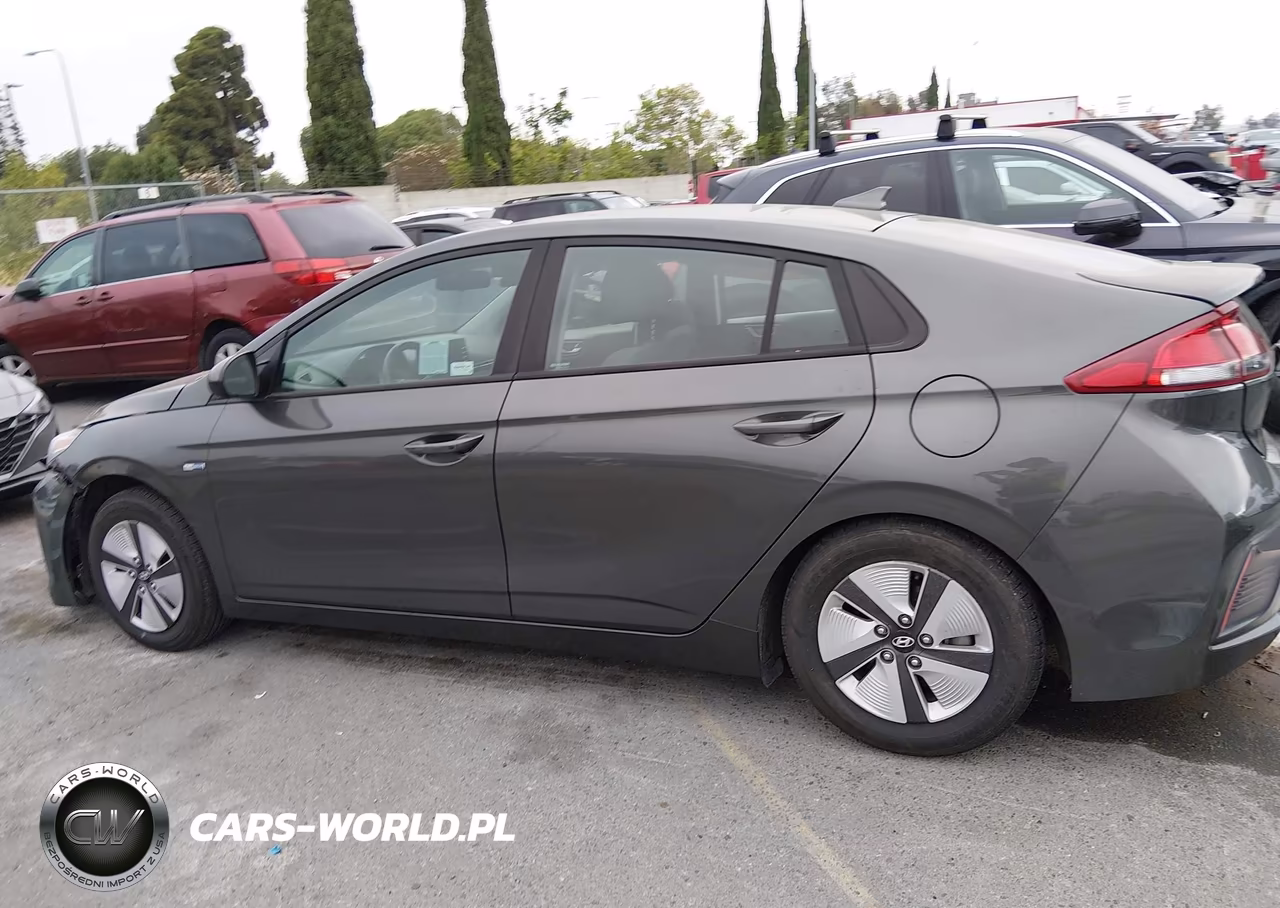 2020 Hyundai Ioniq Hybrid Blue VIN:KMHC65LC7LU234868 - 15
