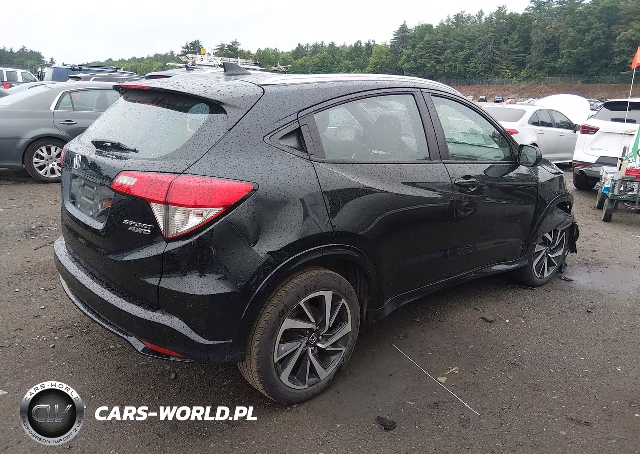 2019 Honda Hr-V Sport VIN:3CZRU6H18KM732754 - 4