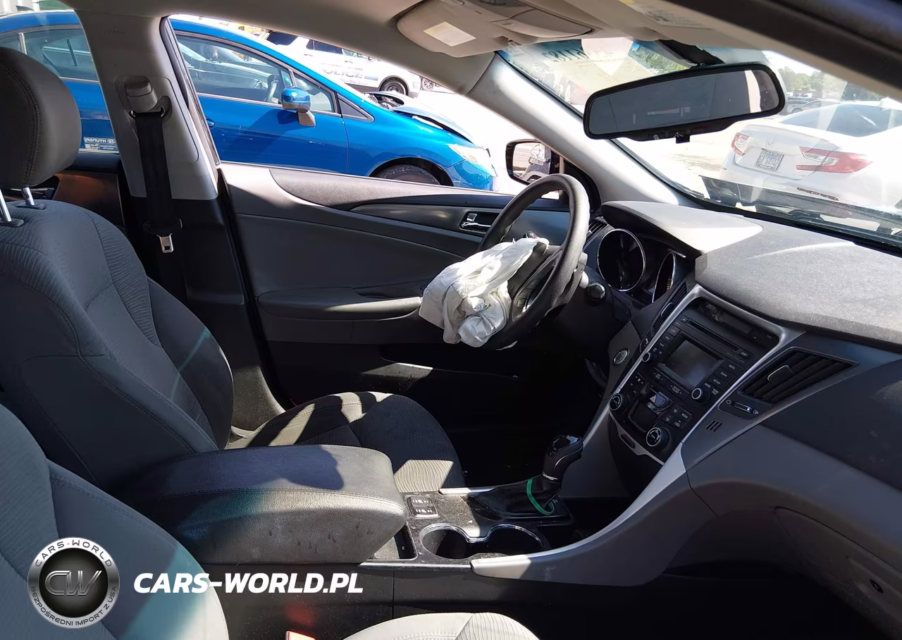 2015 Hyundai Sonata Hybrid VIN:KMHEC4A4XFA121185 - 5