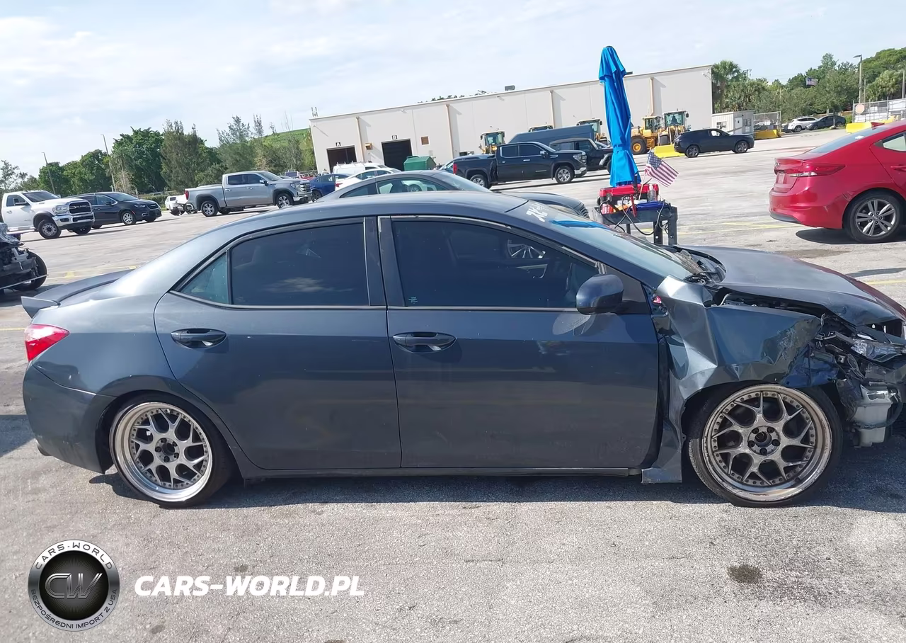 2017 Toyota Corolla L-Le-Xle-Se-Xse VIN:2T1BURHE1HC807808 - 14