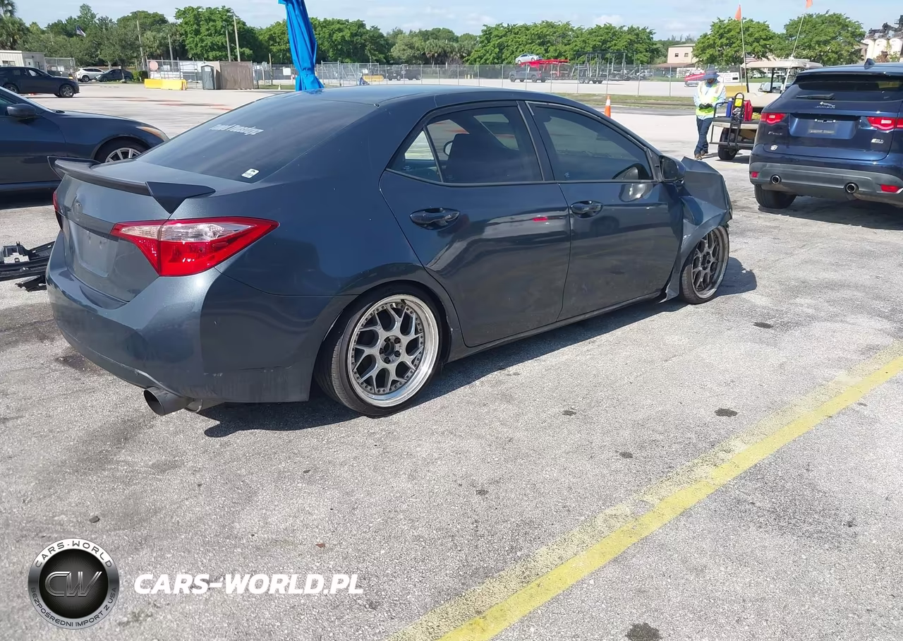 2017 Toyota Corolla L-Le-Xle-Se-Xse VIN:2T1BURHE1HC807808 - 4