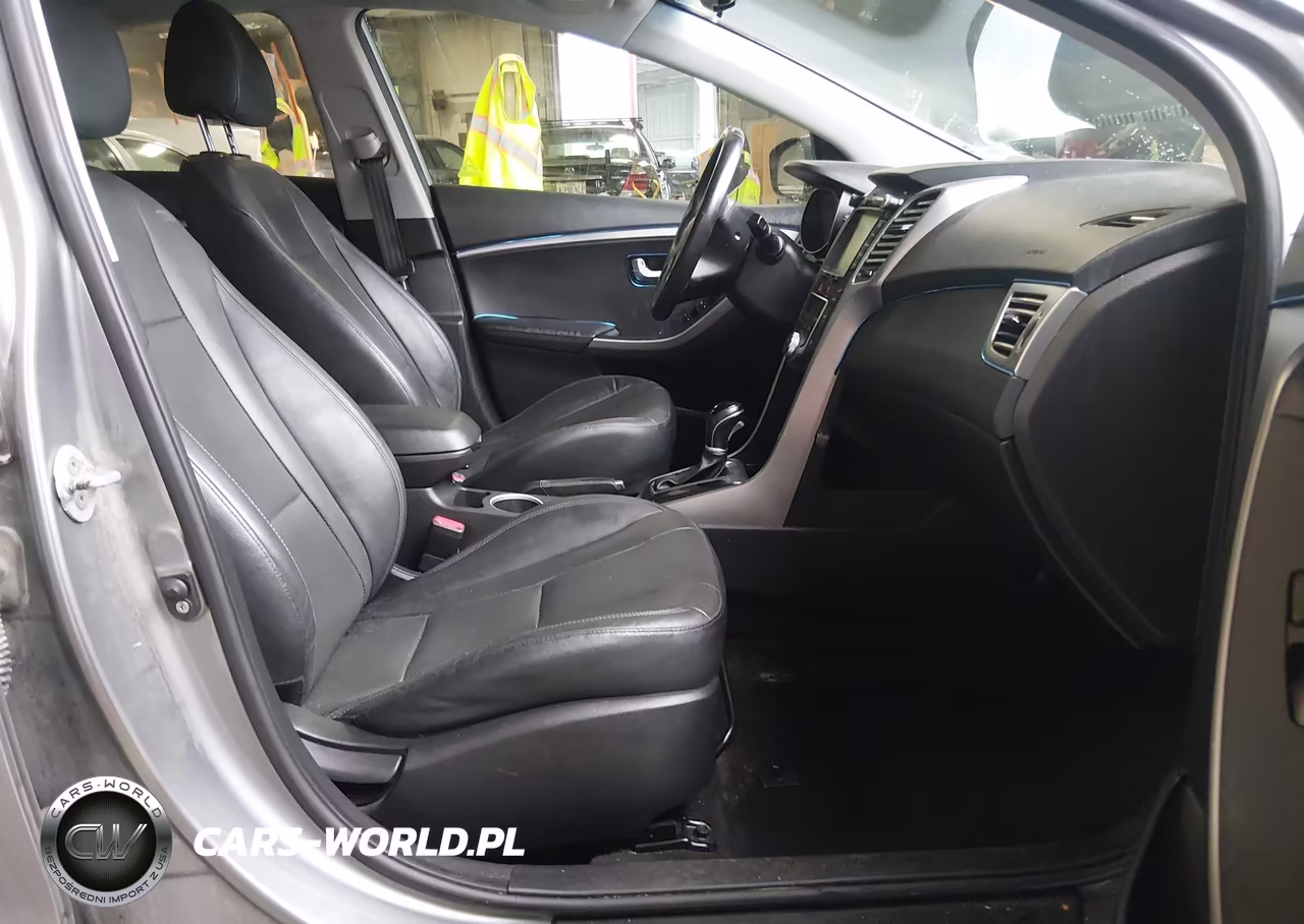2017 Hyundai Elantra Gt VIN:KMHD35LH2HU363634 - 5