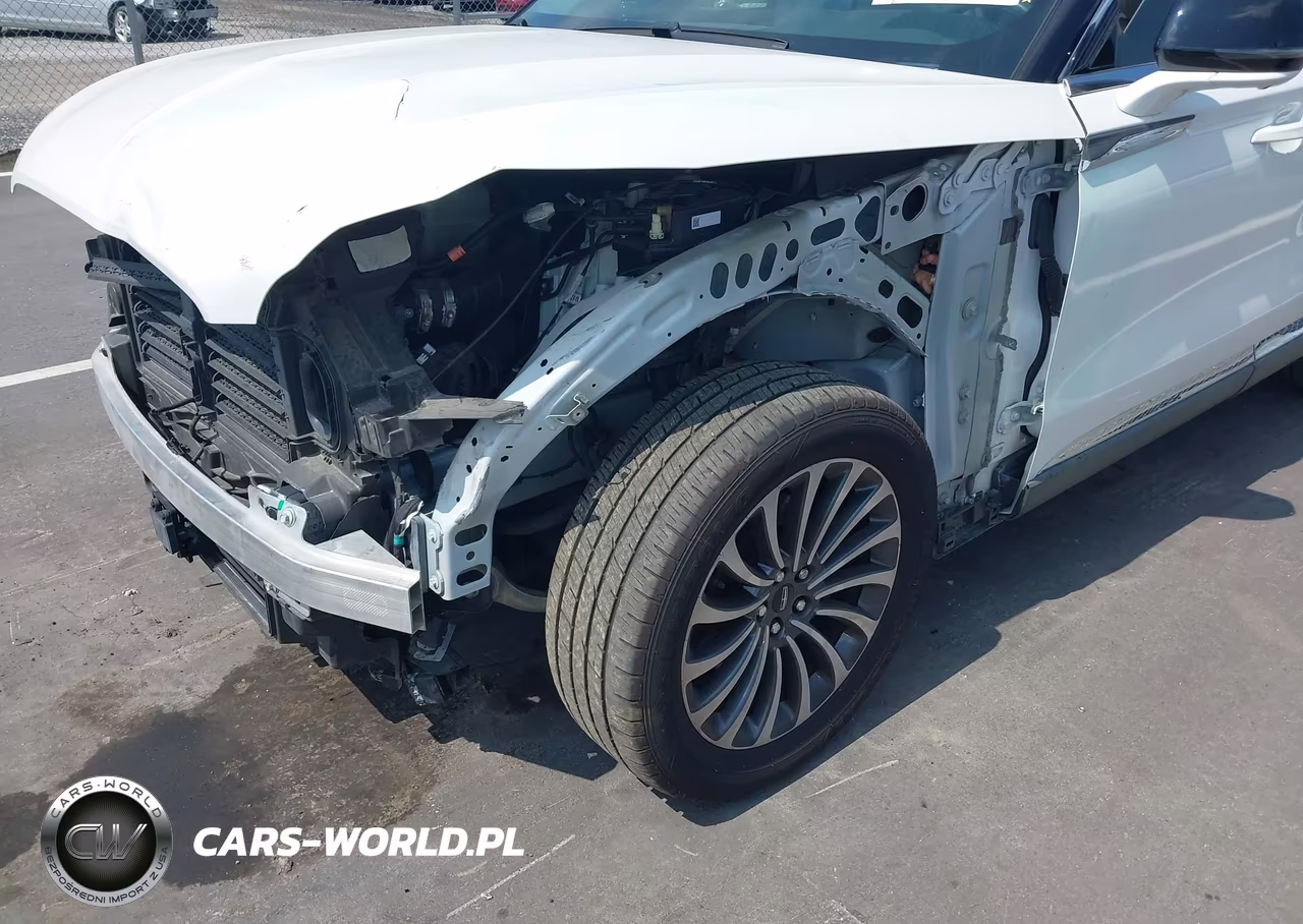 2020 Lincoln Aviator Reserve VIN:5LM5J7WC1LGL23670 - 6