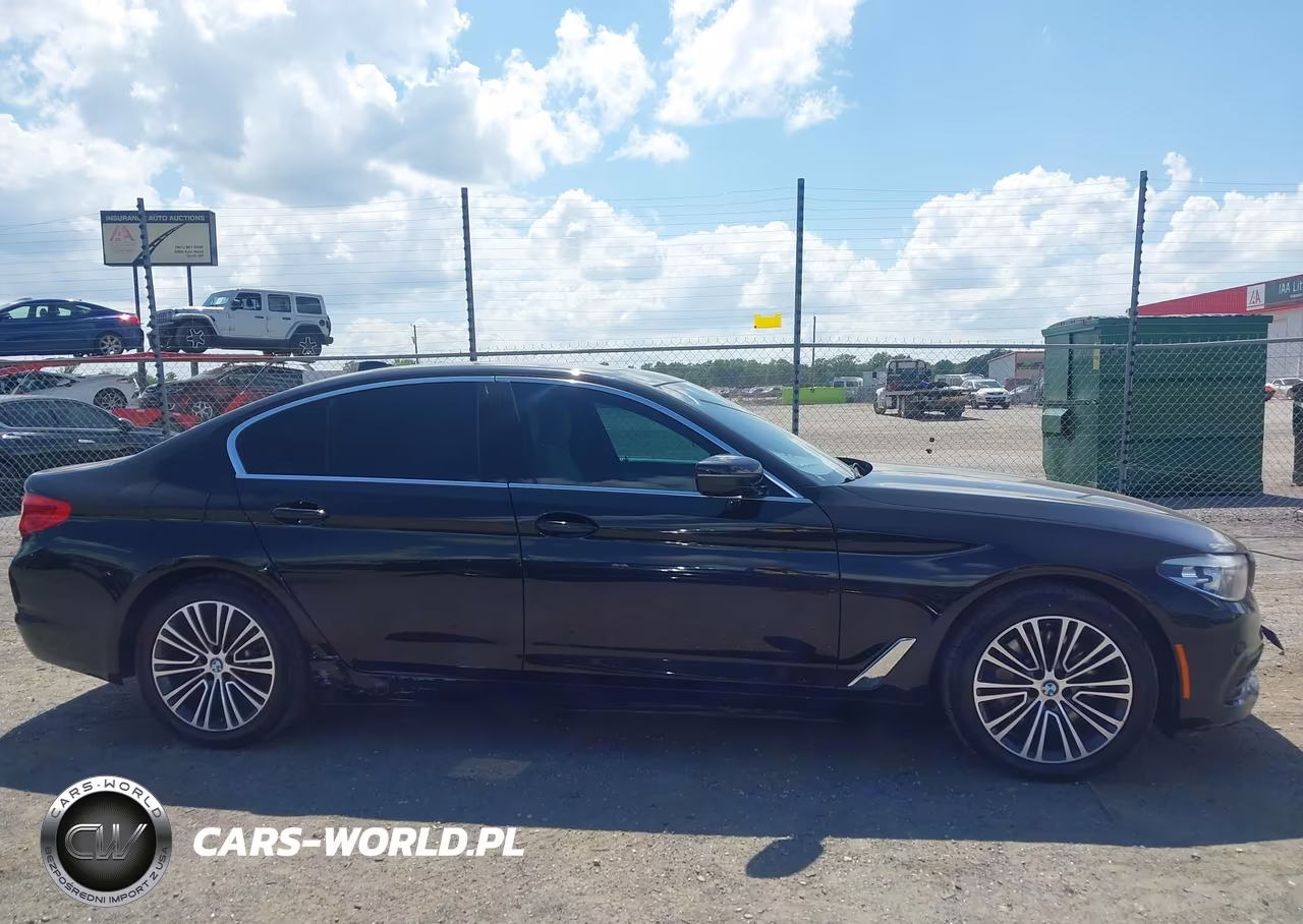 2019 BMW 530I xDrive VIN:WBAJA7C57KWW26756 - 13
