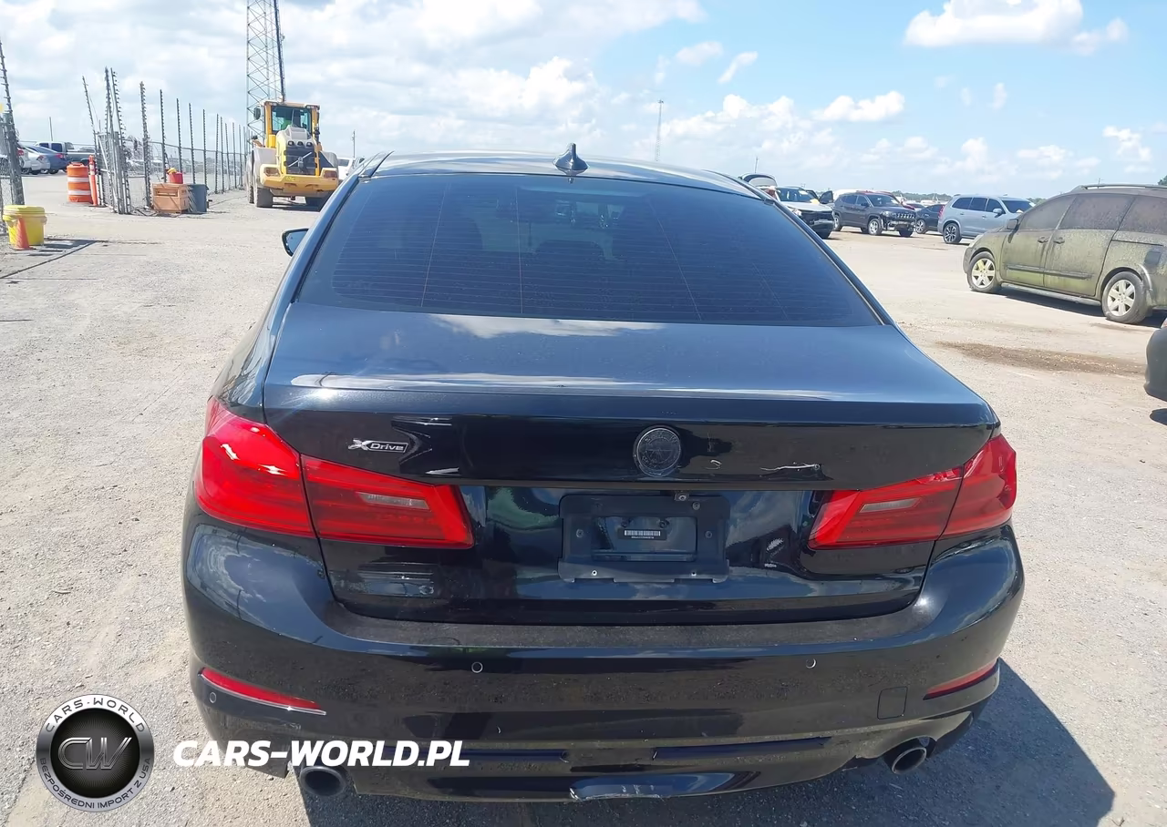 2019 BMW 530I xDrive VIN:WBAJA7C57KWW26756 - 16