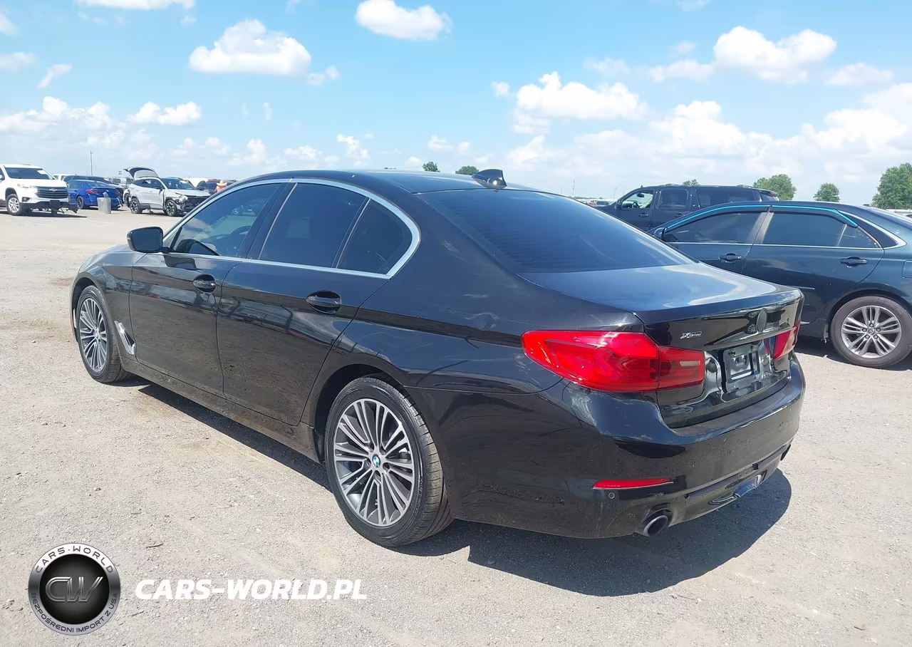 2019 BMW 530I xDrive VIN:WBAJA7C57KWW26756 - 3