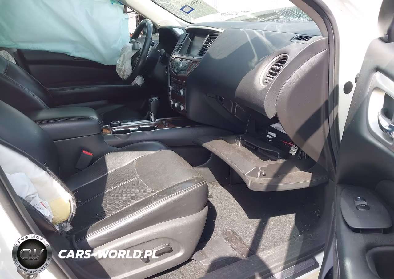 2017 Nissan Pathfinder VIN:5N1DR2MM8HC649762 - 5