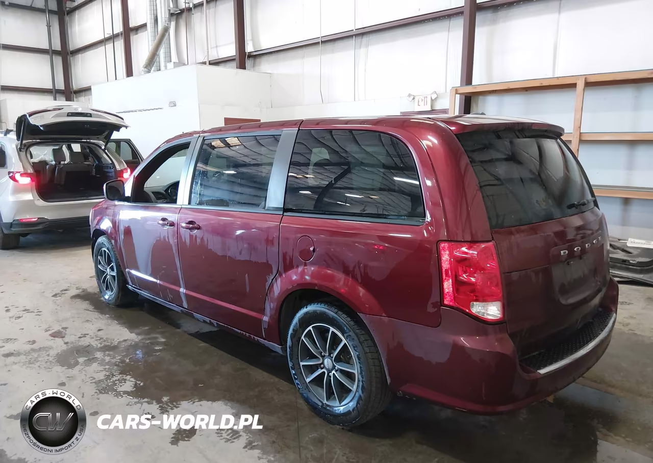 2019 Dodge Grand Caravan Gt VIN:2C4RDGEG3KR640710 - 3
