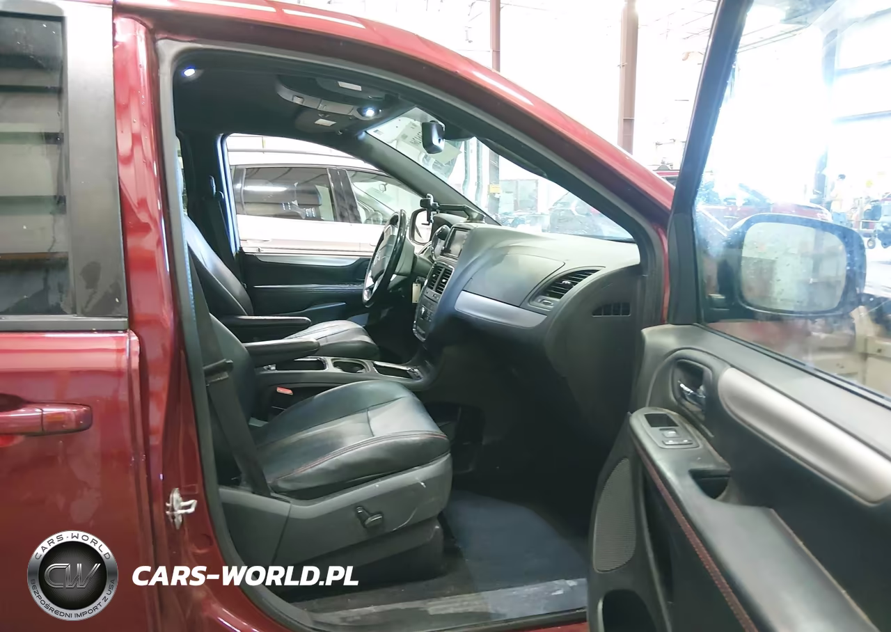 2019 Dodge Grand Caravan Gt VIN:2C4RDGEG3KR640710 - 5