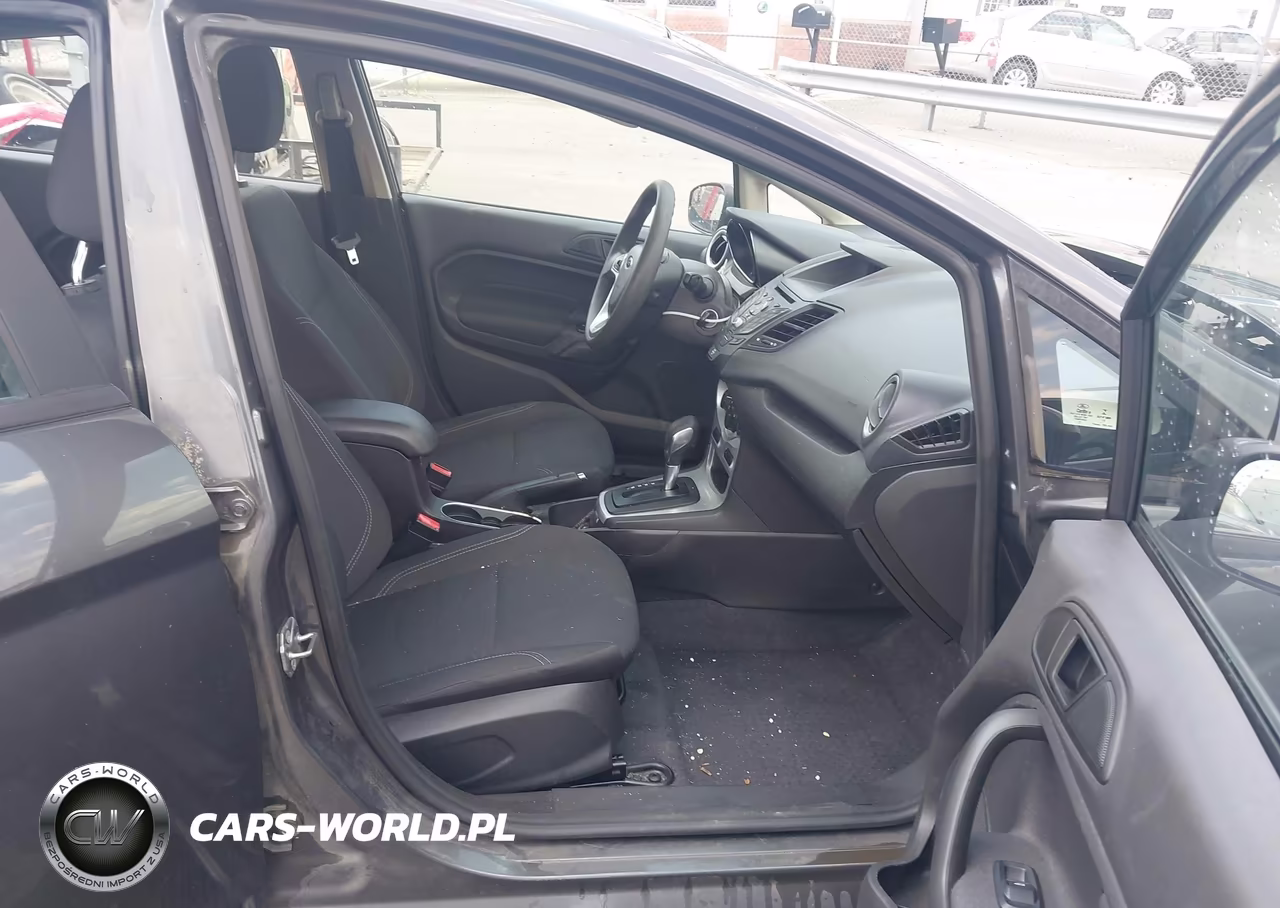 2018 Ford Fiesta Se VIN:3FADP4BJ7JM135586 - 5