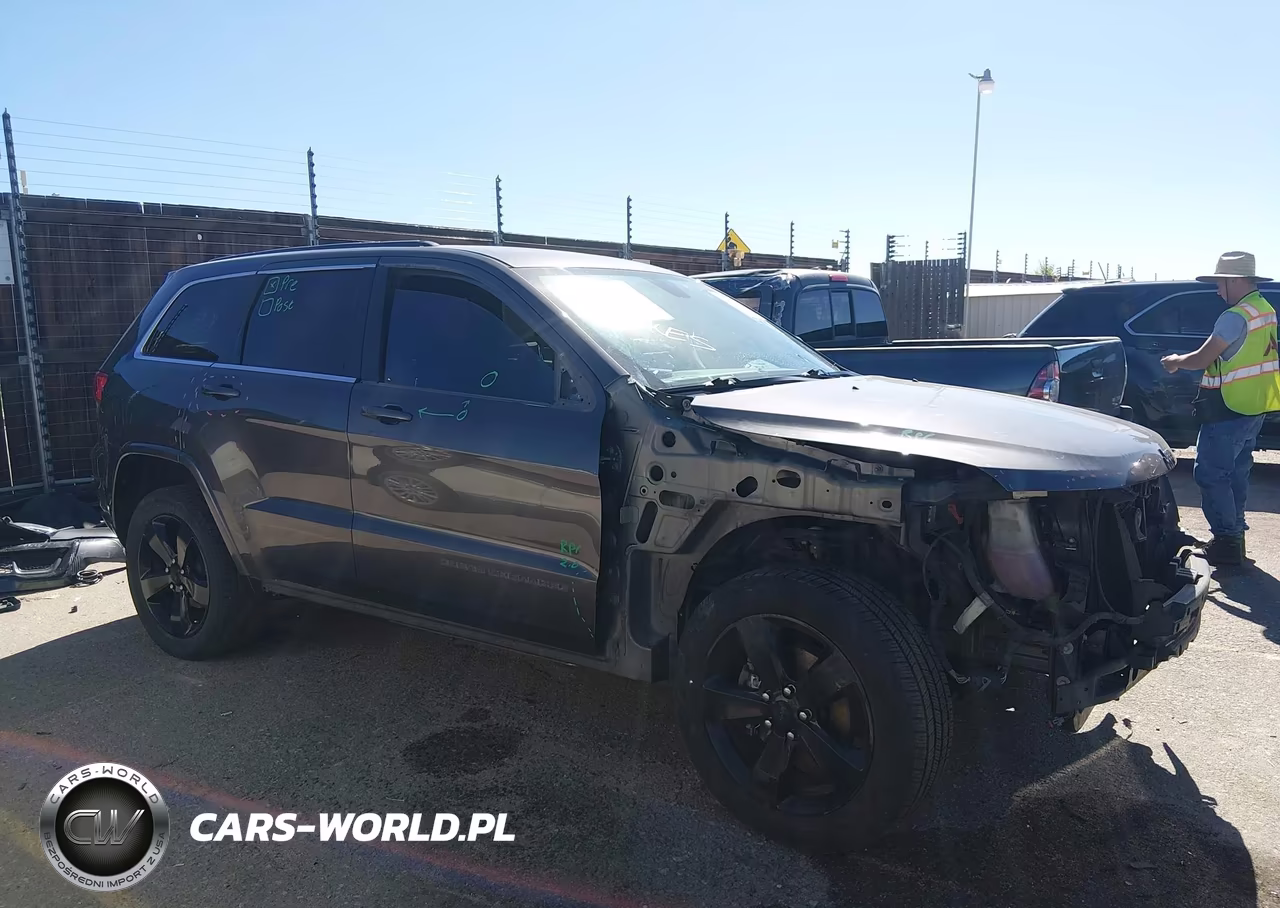 2015 Jeep Grand Cherokee Altitude VIN:1C4RJFAG1FC776115 - 14