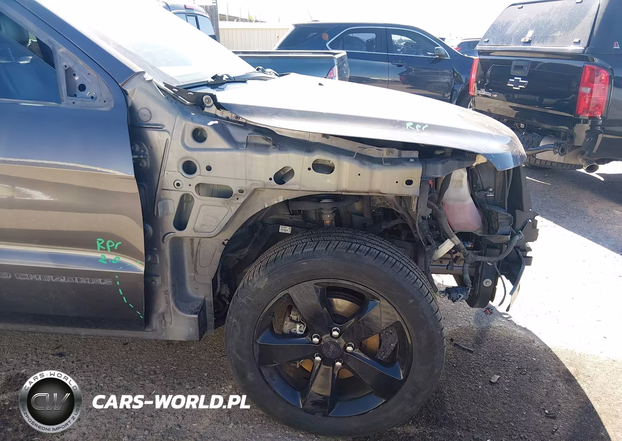 2015 Jeep Grand Cherokee Altitude VIN:1C4RJFAG1FC776115 - 19