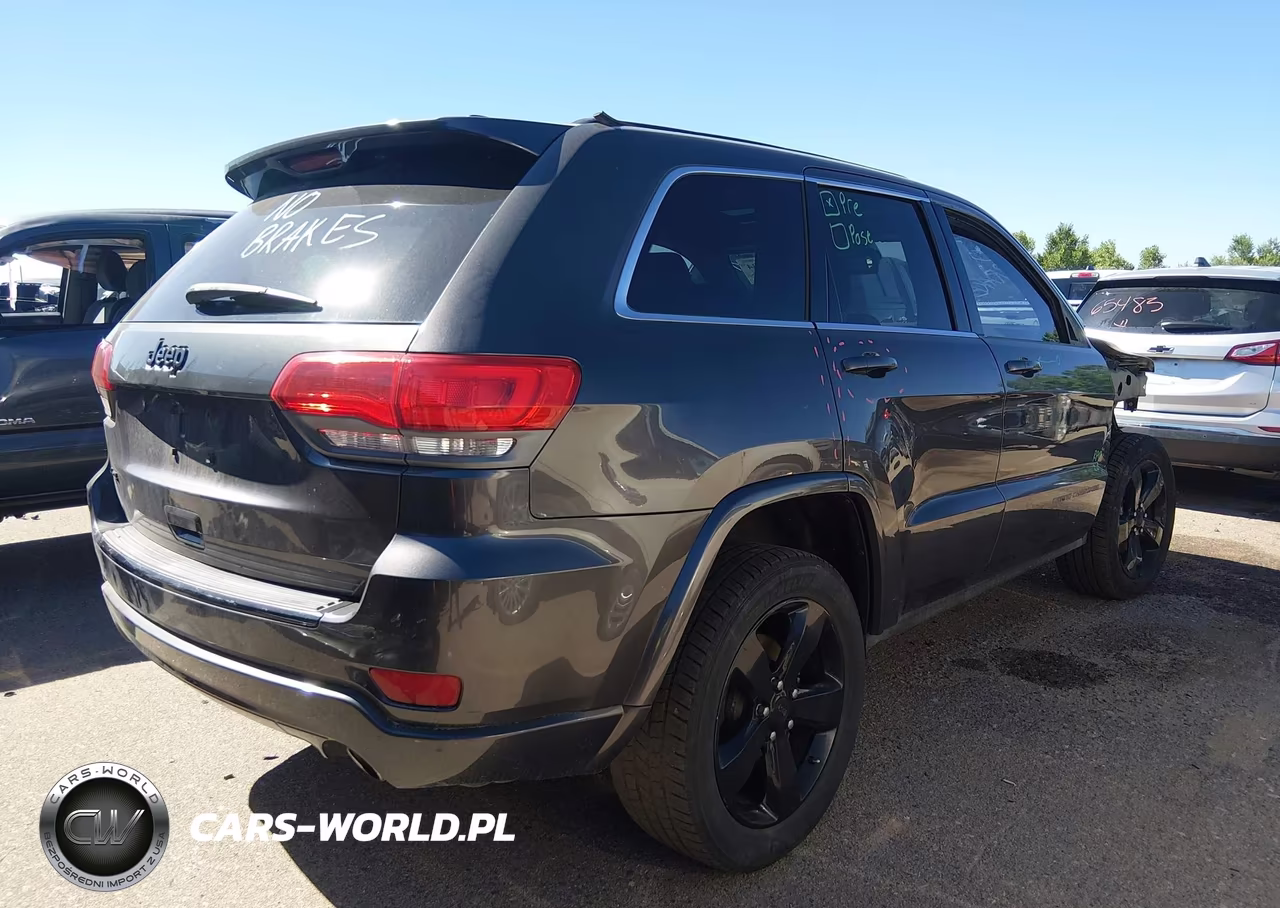 2015 Jeep Grand Cherokee Altitude VIN:1C4RJFAG1FC776115 - 4