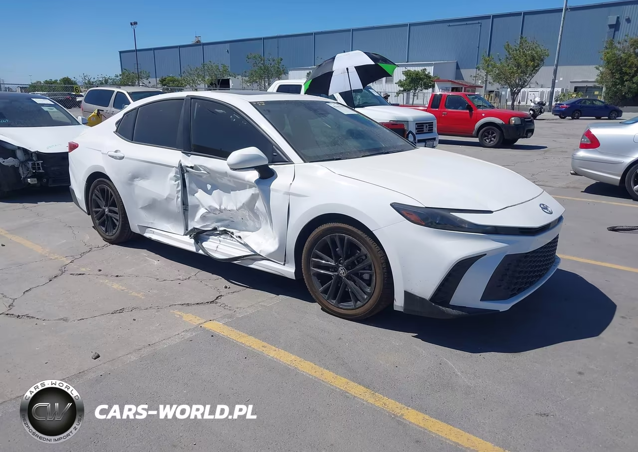 2025 Toyota Camry Se – zdjęcie 1 z 16